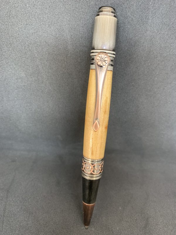 Rare Caledonian Pine Art Deco handcrafted pen made from 250 year old wood from Scotland in Celtic style with rose and copper fittings - Image 6