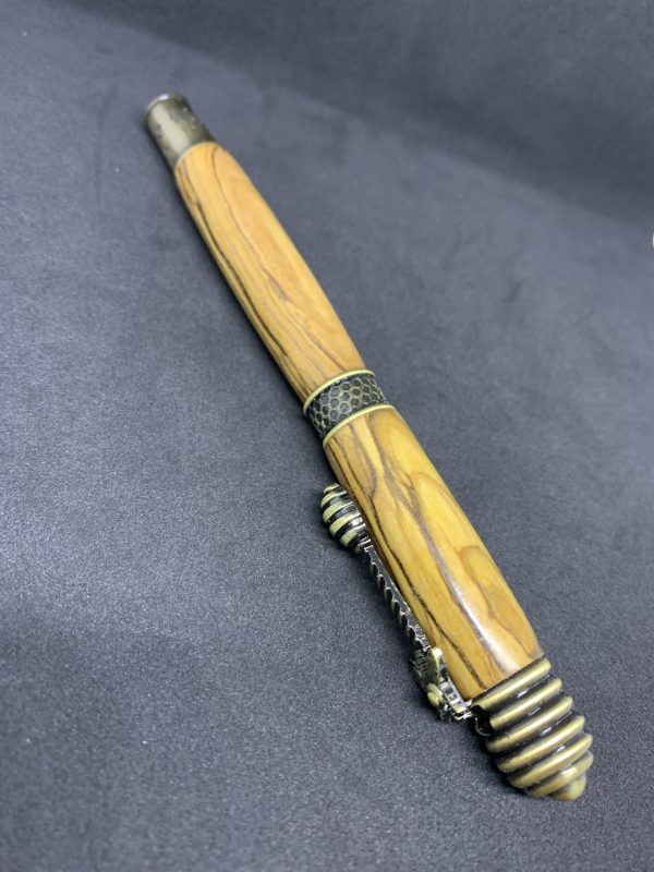 Italian Olivewood fountain pen with HoneyBee fittings - Image 10