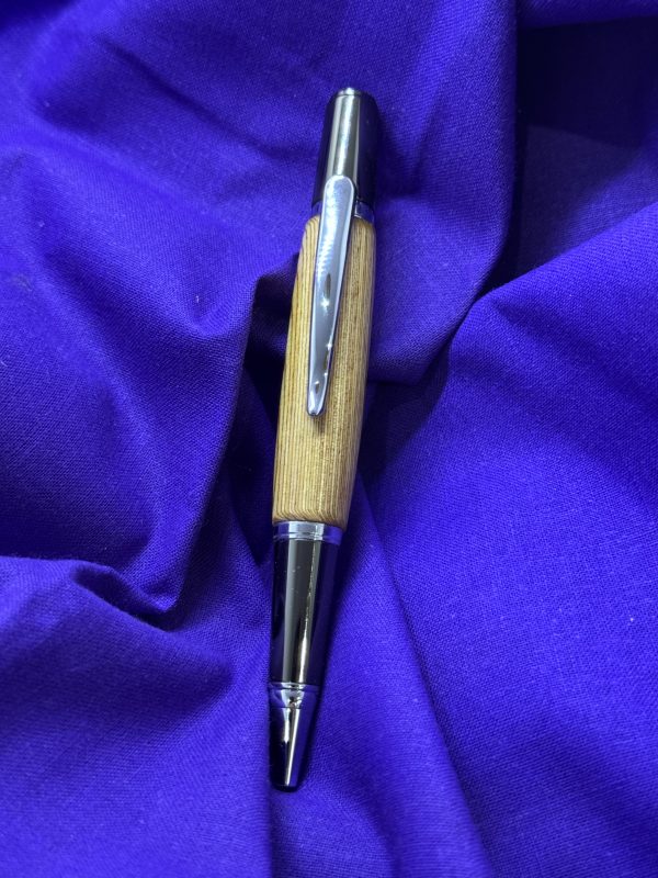 Rare handcrafted ballpoint pen made from a Mosquito WW2 bombers wing - Image 5