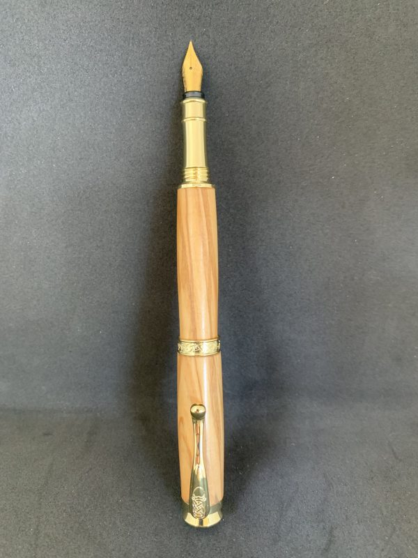 Handcrafted Olive wood Celtic Knot fountain pen - Image 6