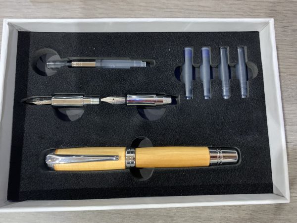Calligraphy set in Willow wood with chrome fittings and quality presentation box - Image 2