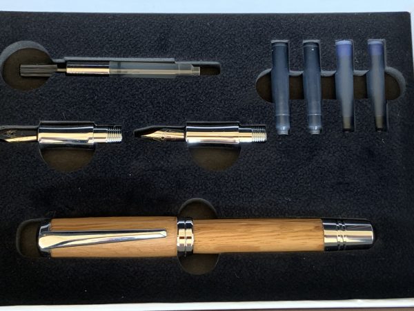 Jack Daniels Oak Calligraphy set with 3 nibs, chrome finish, and presentation box. - Image 6
